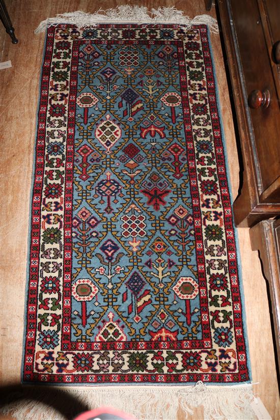 Persian blue & red rug(-)